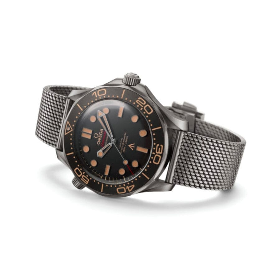 Omega Seamaster Diver 007 Edition Collector's Piece