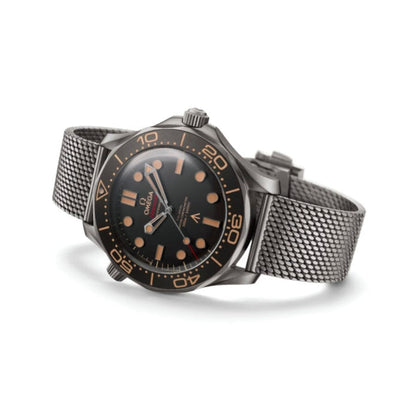 Omega Seamaster Diver 007 Edition Collector's Piece